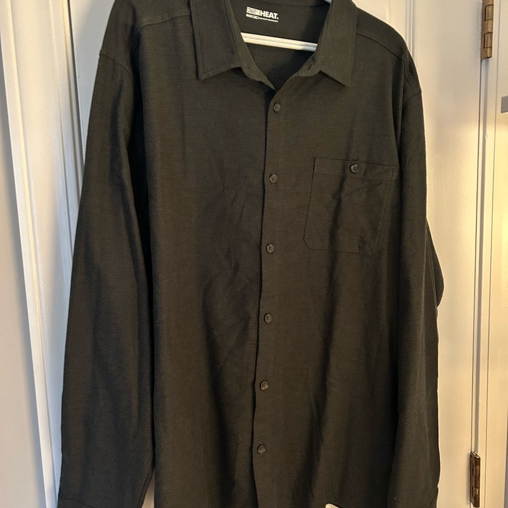 32 Degrees Gray/ Black Casual Button Down Shirt